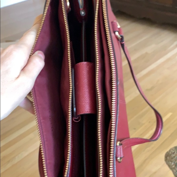 Coach purse - Picture 2 of 4